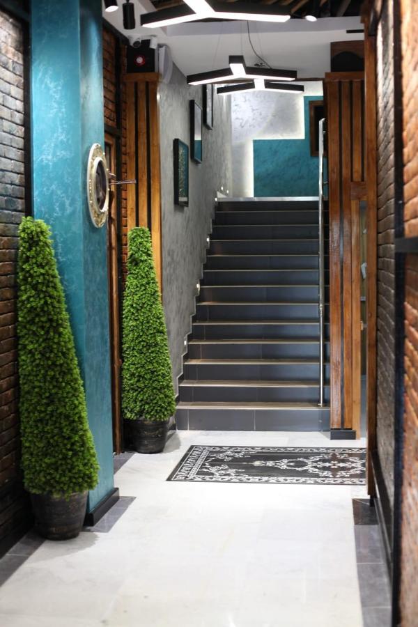 E-Lite& Meatador Aparthotel Астана Екстериор снимка
